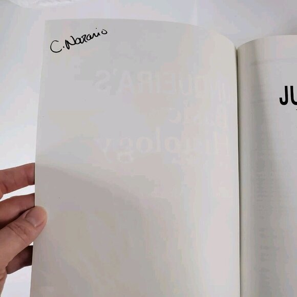 Junqueiras Basic Histology Text & Atlas 12th Edition By Anthony L. Mescher With - Picture 5 of 5